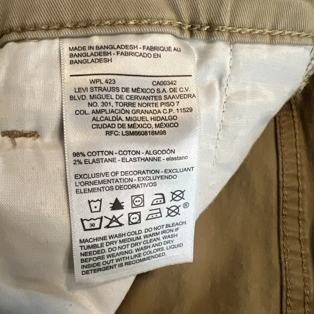 Levi Strauss Signature Athletic‎ Fit Denim Jeans Size 30x32 Tan Ready To Wear